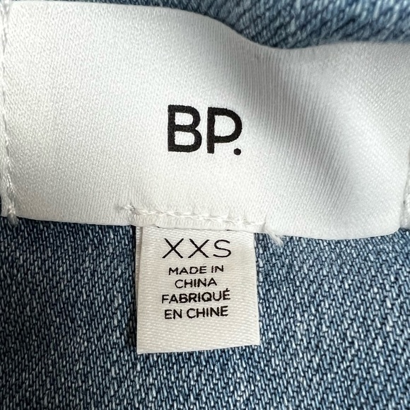 Bp Nordstrom Women’s Classic Light Blue Distressed Denim Jean Jacket -Sz XXSmall - Picture 7 of 8